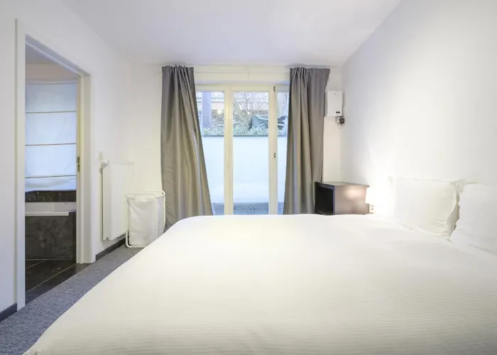 Magnificent 2 Bedroom Duplex + Terrace Ixelles